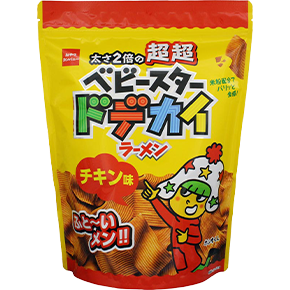 ベビースター超超ドデカイラーメン（チキン味）